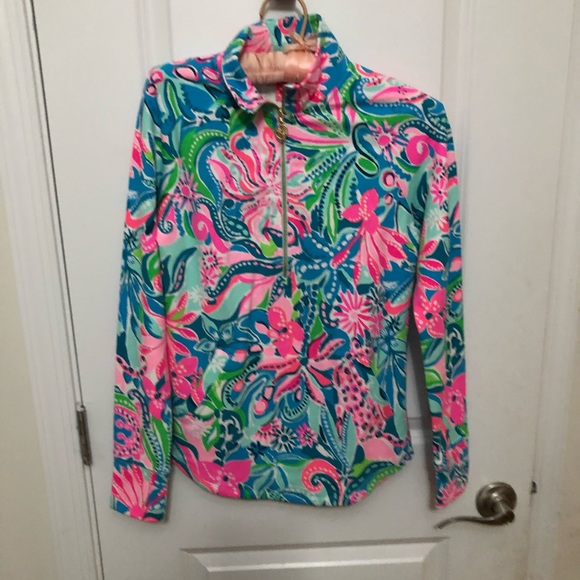 Lilly Pulitzer Tops - NWT Lilly Pulitzer popover size XXS